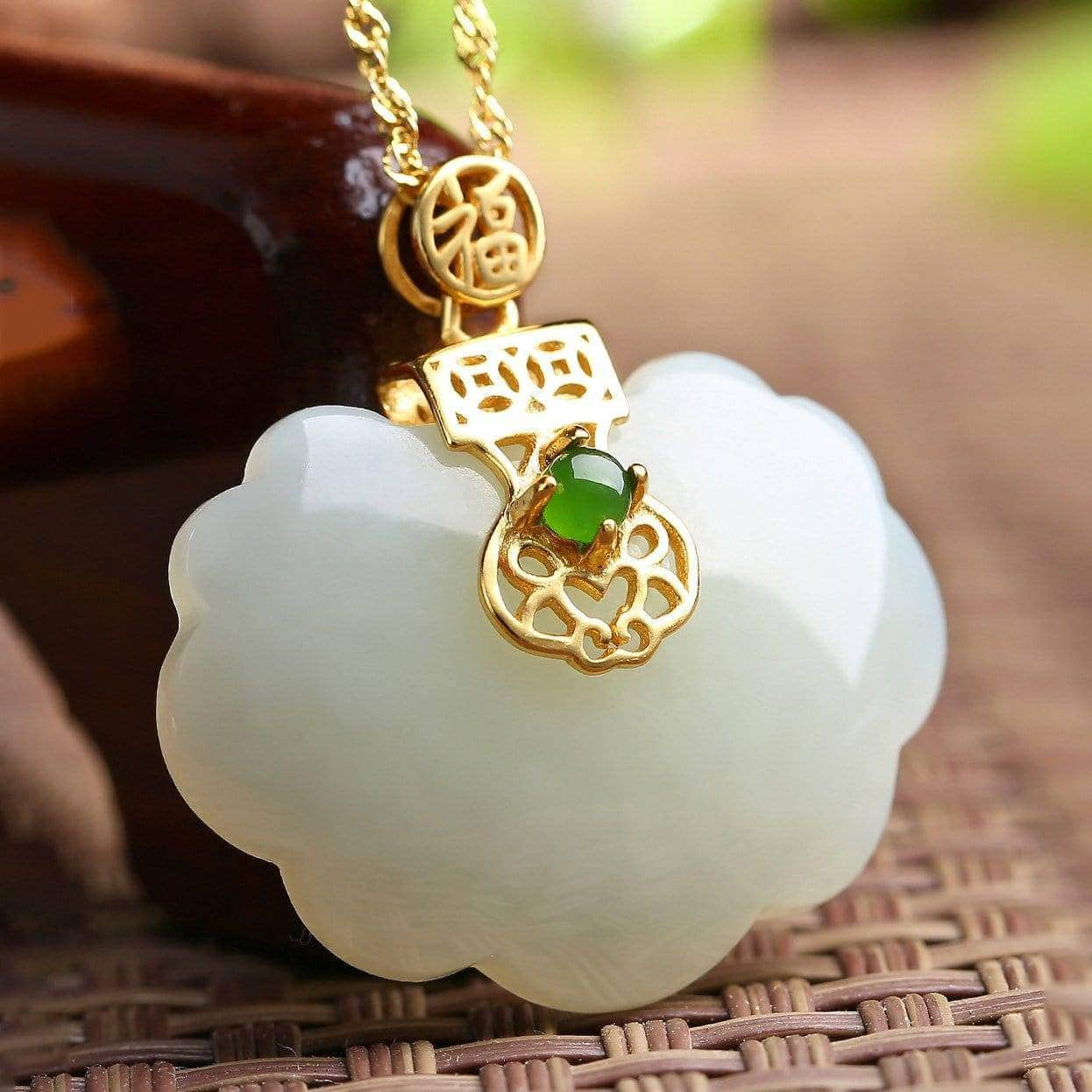 14k shops Yellow Gold & White Jade Penant