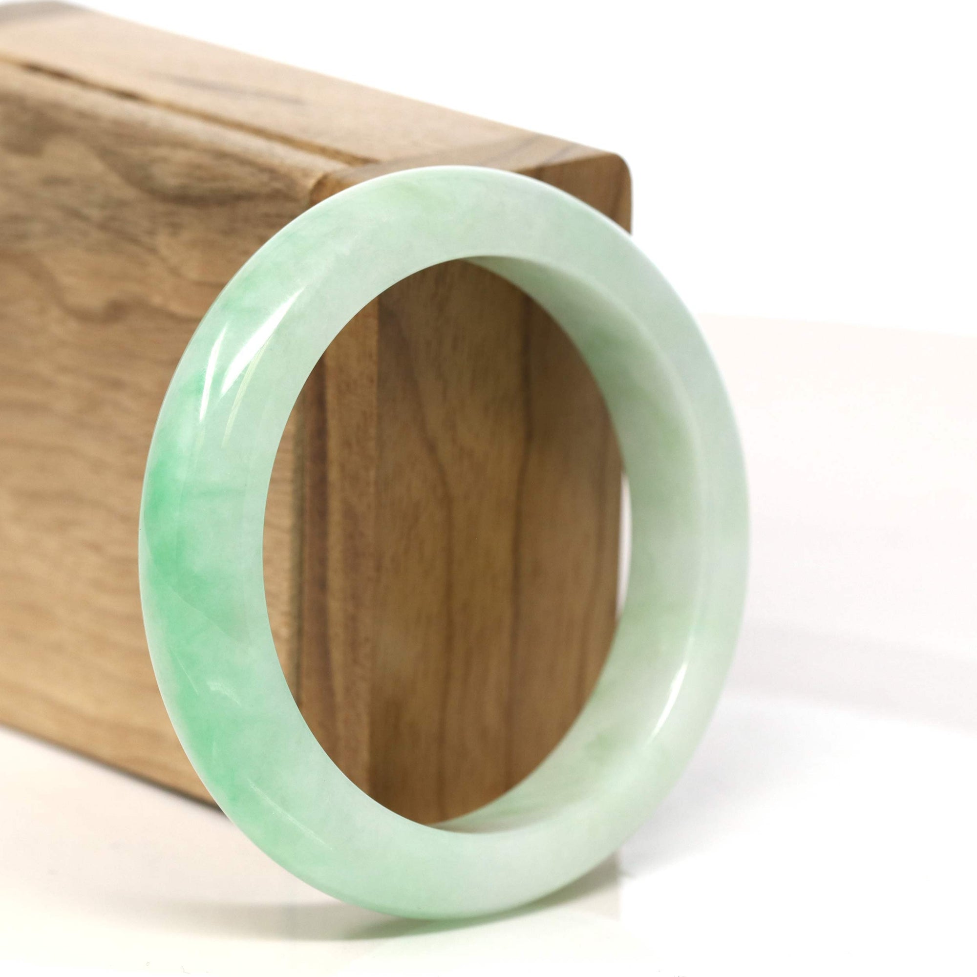 Baikalla Jewelry Jadeite Jade Bangle Bracelet "Classic Princess Half Round" Apple Green Jadeite Jade Bangle (54.6 mm) #T423