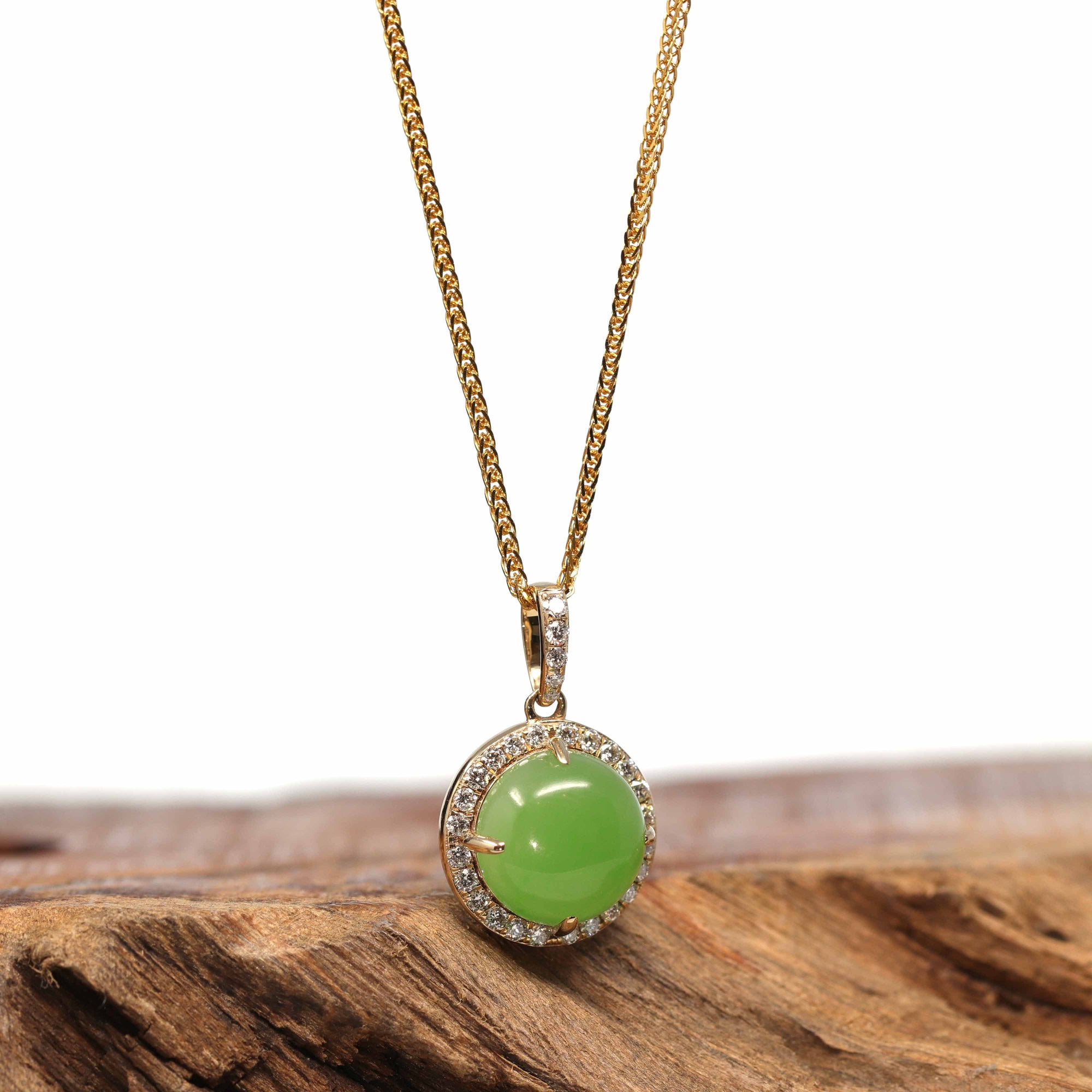 Baikalla Jewelry Gold Jade Pendant 14K Gold Genuine Green Apple Green Jade Circle Pendant Necklace With VS1 Diamond